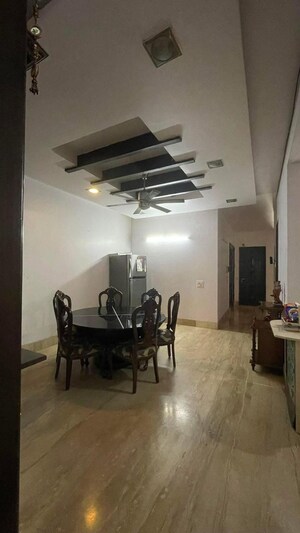 Gym in 3 BHK Builder Floor at Bali Nagar – for Rent