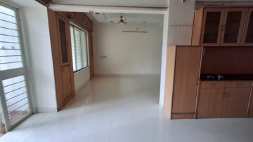 Room in 2 BHK Apartment at Venkatesh Nisarg, Sinhagad Road – for Rent