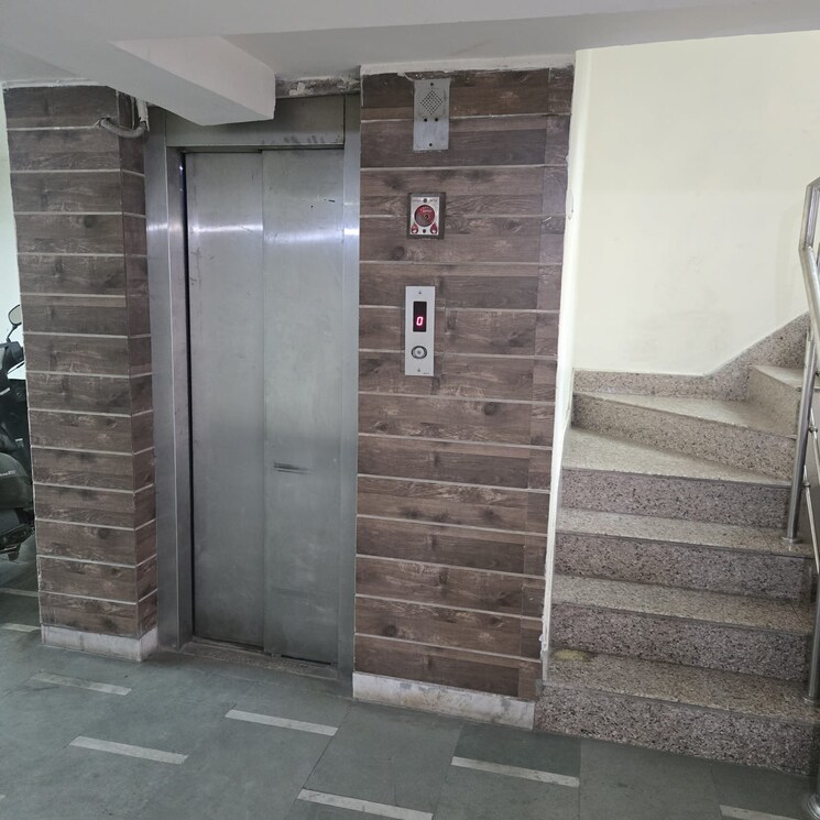 undefined, bali nagar 3 Bedroom 1800 Sq.Ft. Builder Floor In Bali Nagar Delhi 9403773