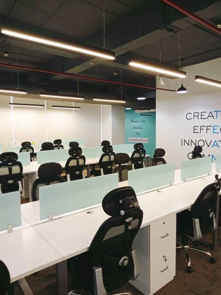 Team Area, vijay nagar Commercial Office Space 4000 Sq.Ft. In Vijay Nagar Indore 9403751