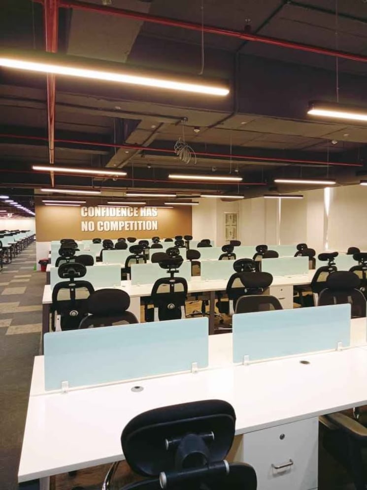 Team Area, vijay nagar Commercial Office Space 4000 Sq.Ft. In Vijay Nagar Indore 9403751