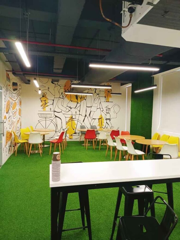 Team Area, vijay nagar Commercial Office Space 4000 Sq.Ft. In Vijay Nagar Indore 9403751