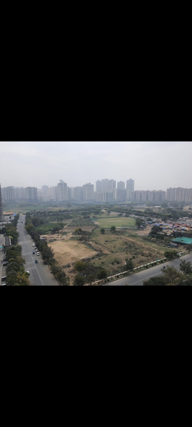 Swimming Pool, prateek-wisteria 3 Bedroom 1385 Sq.Ft. Apartment In Sector 77 Noida 9403780