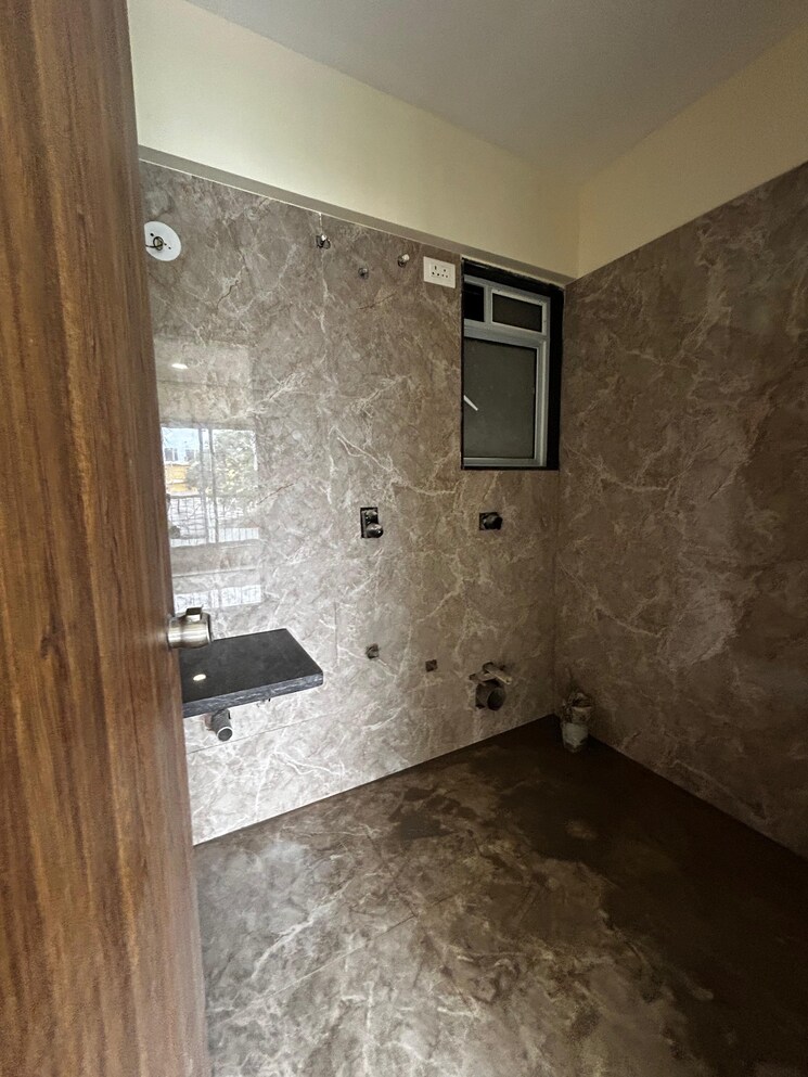 Bathroom, silicon-park 1 Bedroom 450 Sq.Ft. Apartment In Malad West Mumbai 9403781