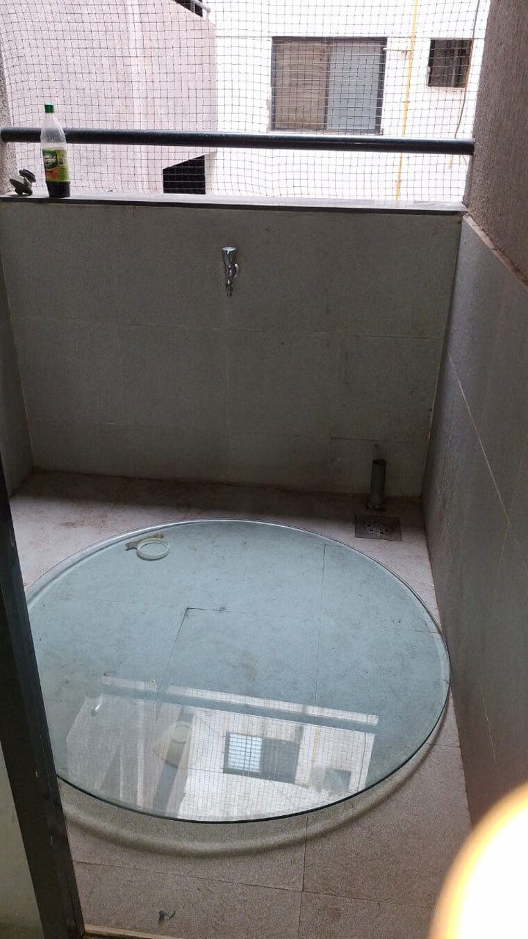 Bathroom, saarrthi-shimmer-n-shine 2 Bedroom 1135 Sq.Ft. Apartment In Vadgaon Budruk Pune 9403891