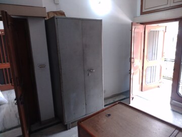 Bedroom in 1 BHK Independent House at Sector 13 – for Rent