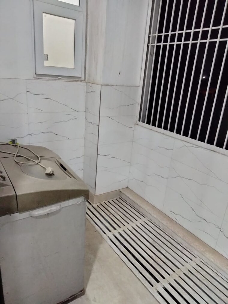 Balcony, rajouri garden 3 Bedroom 1800 Sq.Ft. Builder Floor In Rajouri Garden Delhi 9403950