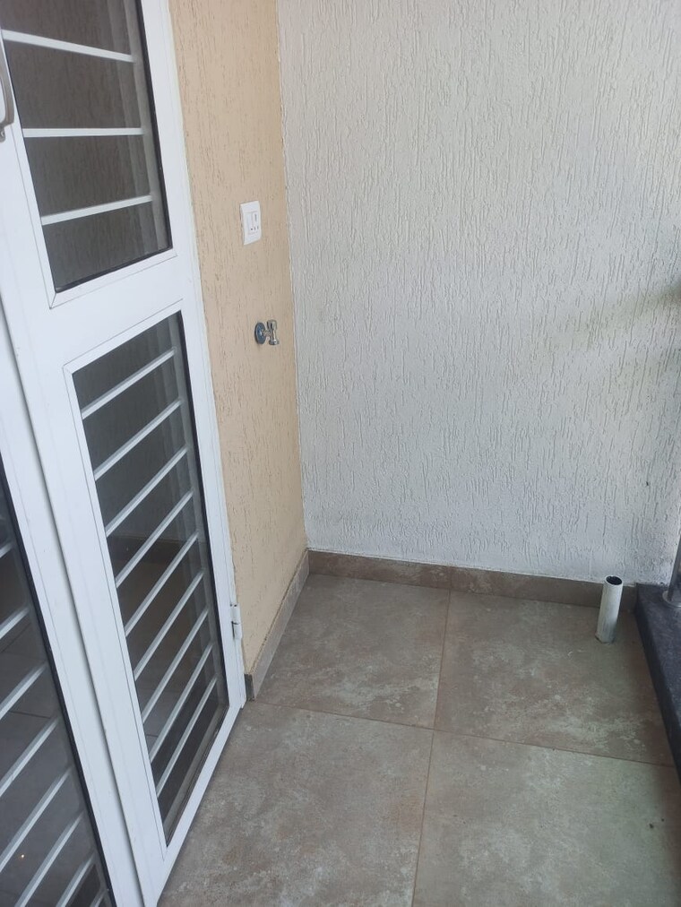 Balcony, kumar-hill-view-residency 2 Bedroom 938 Sq.Ft. Apartment In Kothrud Pune 9403920