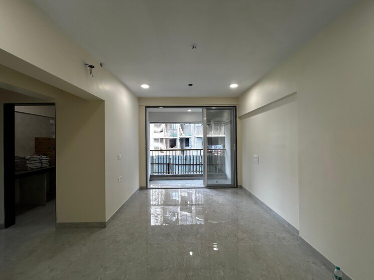 Other, silicon-park 2 Bedroom 725 Sq.Ft. Apartment In Malad West Mumbai 9403976