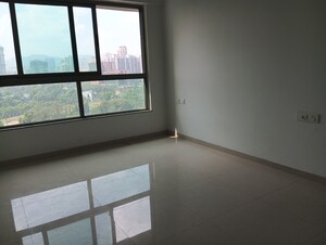 2 BHK Apartment For Sale in Kalpataru Immensa, Kolshet Road