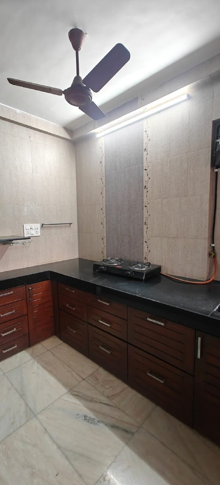 Kitchen, bandra west 2 Bedroom 750 Sq.Ft. Apartment In Bandra West Mumbai 9403997