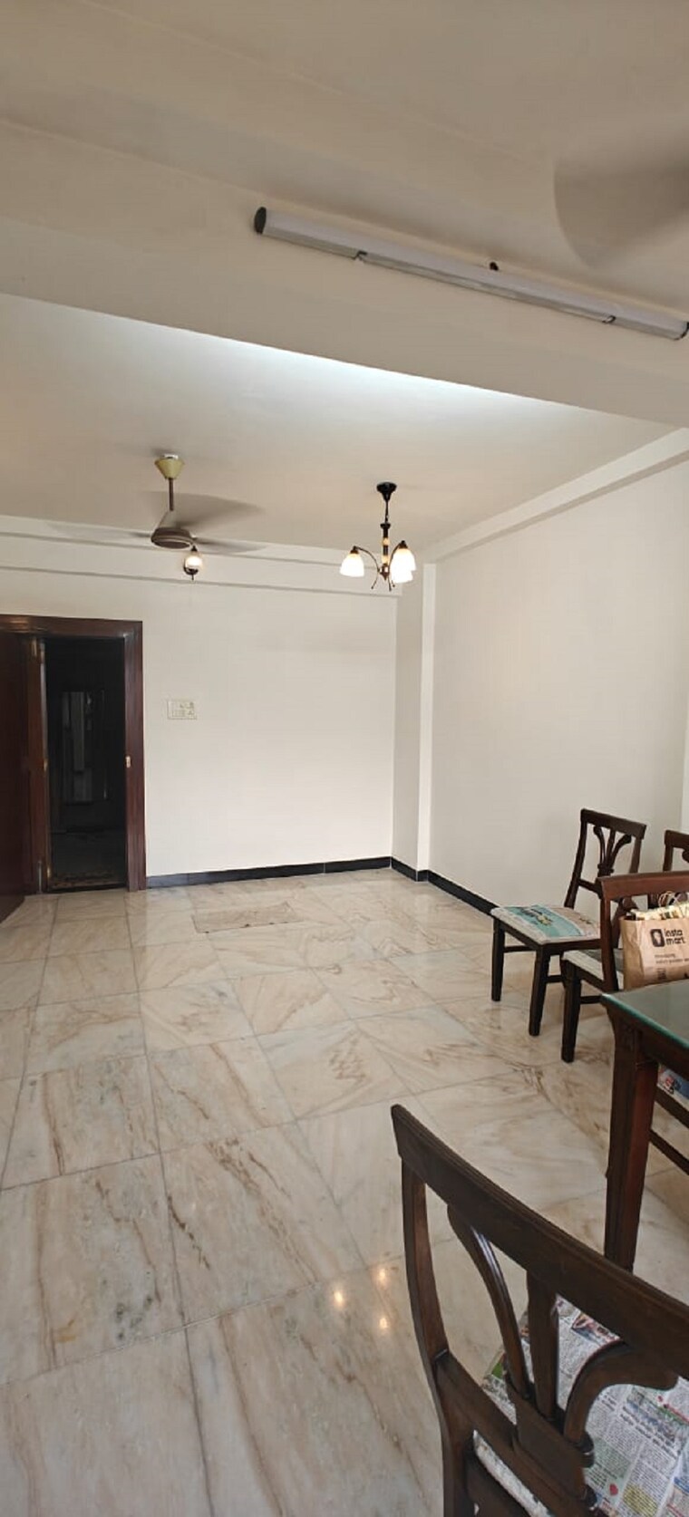 Room, bandra west 2 Bedroom 750 Sq.Ft. Apartment In Bandra West Mumbai 9403997