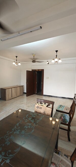 2 BHK Apartment For Rent in Bandra West