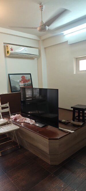  2 BHK Apartment at Bandra West – for Rent