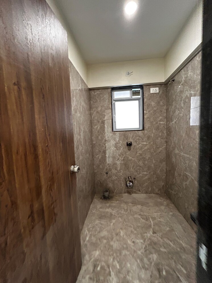 Bathroom, silicon-park 2 Bedroom 722 Sq.Ft. Apartment In Malad West Mumbai 9404045