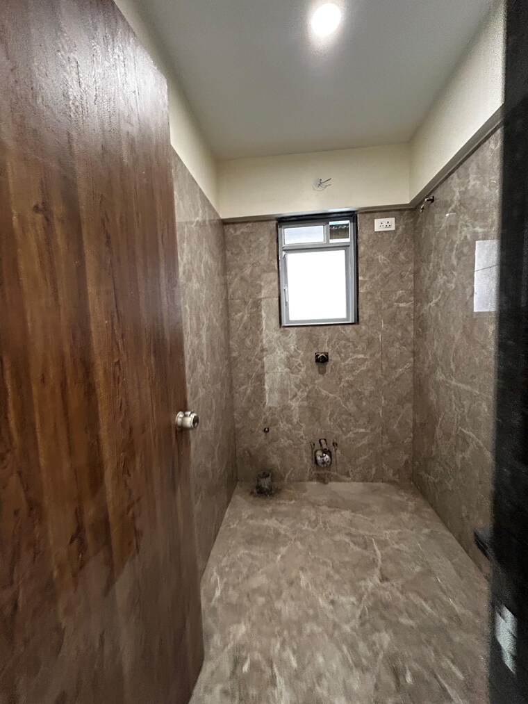 Bathroom, silicon-park 2 Bedroom 722 Sq.Ft. Apartment In Malad West Mumbai 9404045