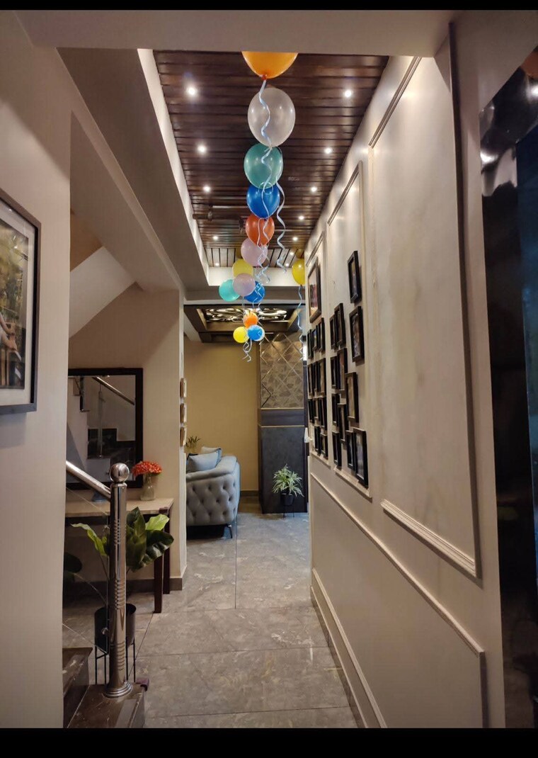 Balcony, mahagun-mywoods-ii 3 Bedroom 1520 Sq.Ft. Apartment In Sector 16c Greater Noida Greater Noida 9404091