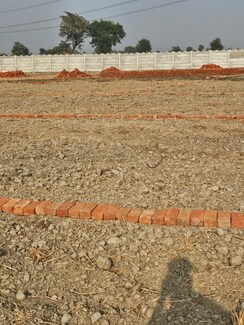 Plot For Sale in Future World Yamuna Expressway