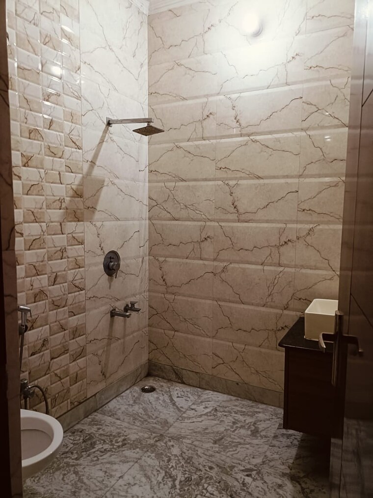 Bathroom, sector 47 2 Bedroom 1463 Sq.Ft. Builder Floor In Sector 47 Gurgaon 9404105