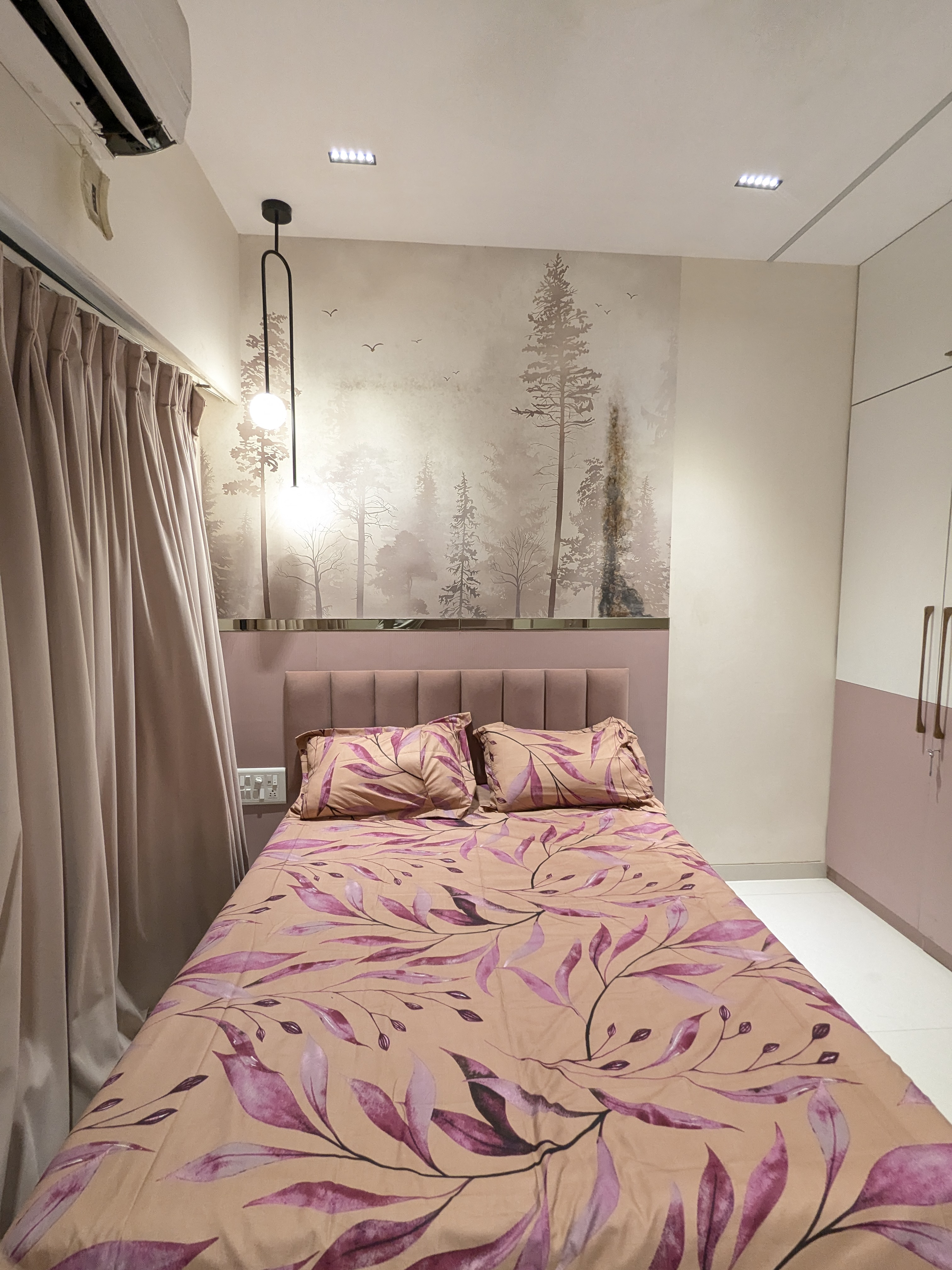 1 BHK Apartment For Sale in Kenny Kashi Bhuvan