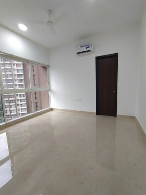Room in 3 BHK Apartment at Runwal Forests, Kanjurmarg West – for Rent
