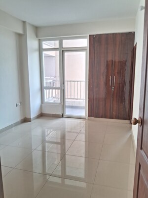 Furnished Amenities in 3.5 BHK Apartment at Royce Sentosa Parc, Raj Nagar Extension – for Sale