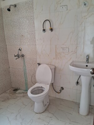 Bathroom in 3.5 BHK Apartment at Royce Sentosa Parc, Raj Nagar Extension – for Sale