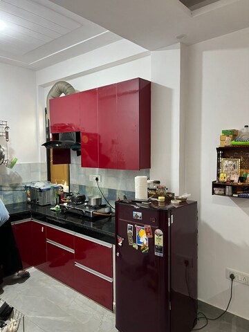 Kitchen in 2 BHK Builder Floor at Sector 40 – for Rent