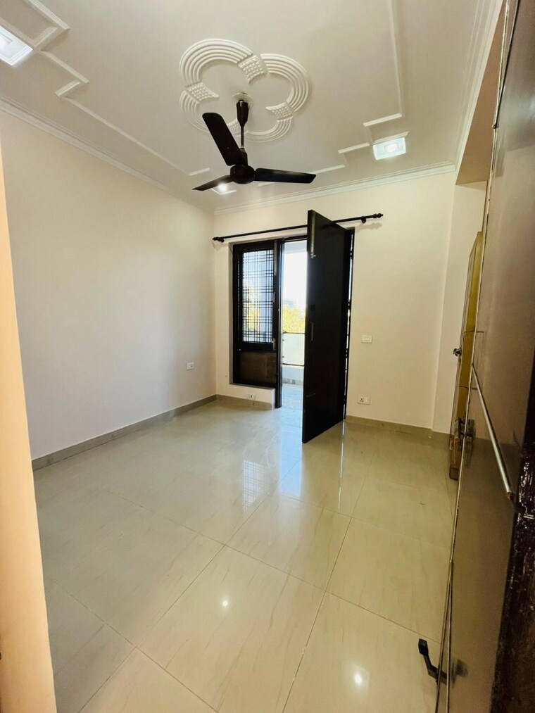 Room, sector 46 1 Bedroom 950 Sq.Ft. Builder Floor In Sector 46 Gurgaon 9404214