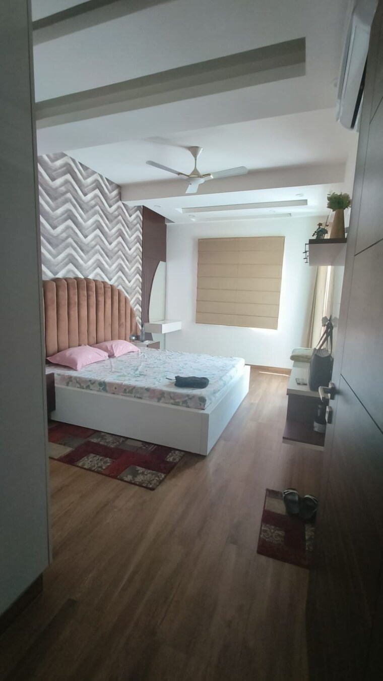 Bedroom, ansal-api-esencia 3 Bedroom 2400 Sq.Ft. Builder Floor In Sector 67 Gurgaon 9404247