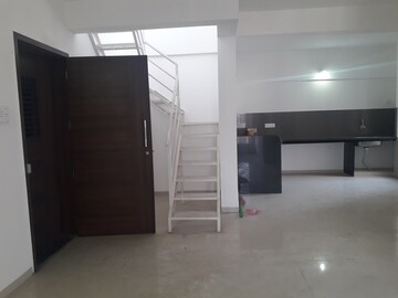 Parking in 2 BHK Apartment at Kohinoor Zen Estate, Kharadi – for Rent