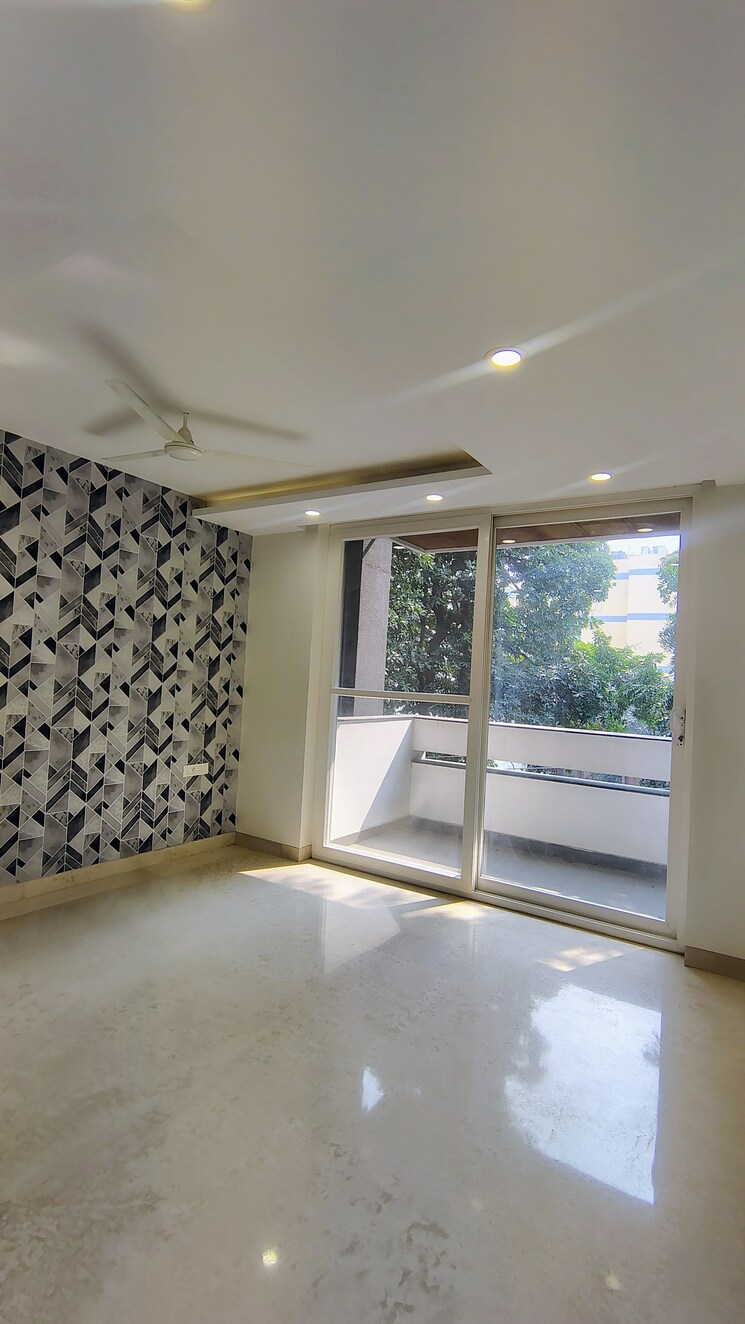 Room, dlf-city-gurgaon 4 Bedroom 2900 Sq.Ft. Builder Floor In Sector 27 Gurgaon 9404253