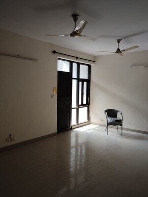 Room in 2 BHK Apartment at Sector 86 – for Rent