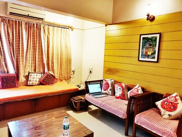 Living Room in 1 BHK Apartment at Bandra West – for Rent