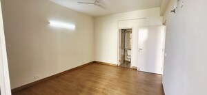 Room in 4 BHK Apartment at Emaar Palm Hills, Sector 77 – for Rent