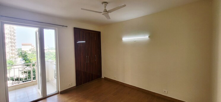 Room, emaar-palm-hills 4 Bedroom 1950 Sq.Ft. Apartment In Sector 77 Gurgaon 9404237
