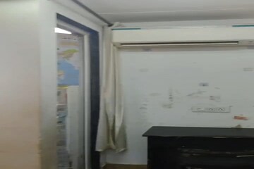 Building Lobby in 1 RK Builder Floor at Old Rajinder Nagar – for Rent