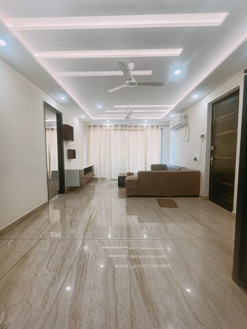 Kitchen in 3 BHK Builder Floor at Sector 46 – for Rent