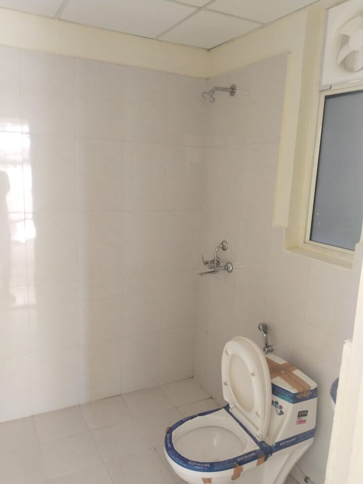 Bathroom, pyramid-heights 2 Bedroom 700 Sq.Ft. Apartment In Sector 85 Gurgaon 9404287