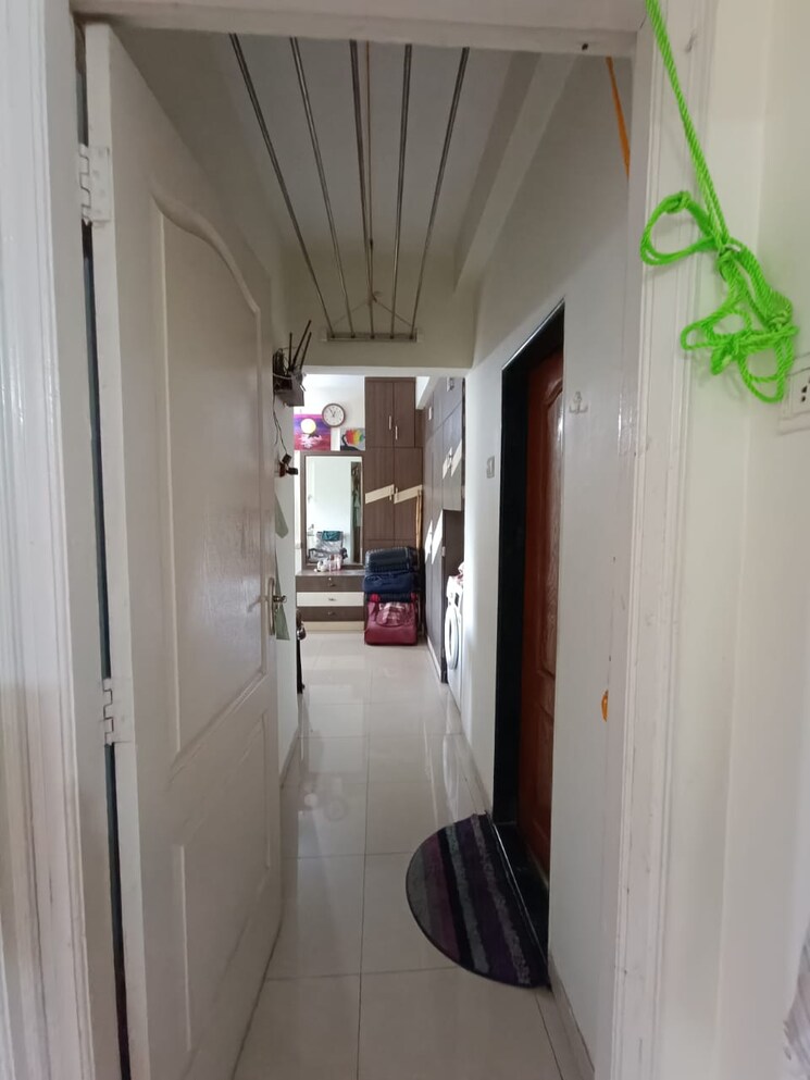 undefined, thane west 2 Bedroom 700 Sq.Ft. Apartment In Thane West Thane 9404324