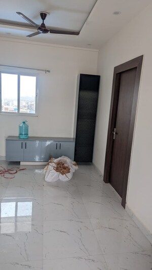 Room in 3 BHK Apartment at Pivotal Paradise, Sector 62 – for Rent