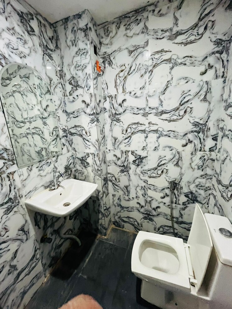 Bathroom, sector 40 1 Bedroom 699 Sq.Ft. Builder Floor In Sector 40 Gurgaon 9404395