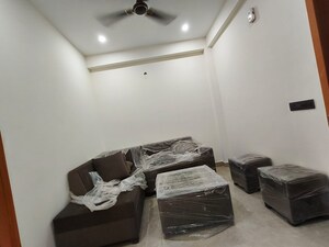 2 BHK Builder Floor For Rent in Sector 27