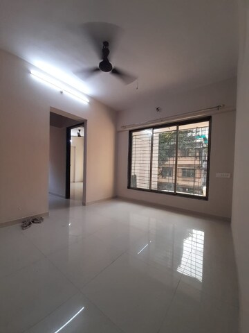 Room in 1 BHK Apartment at Goregaon West – for Rent