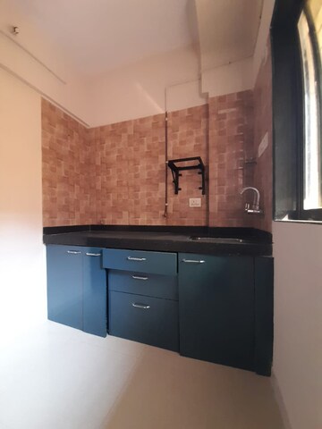 Furnished Amenities in 1 BHK Apartment at Goregaon West – for Rent