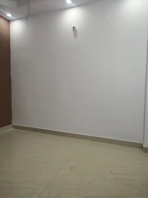 Room in 3 BHK Builder Floor at Govindpuri – for Sale