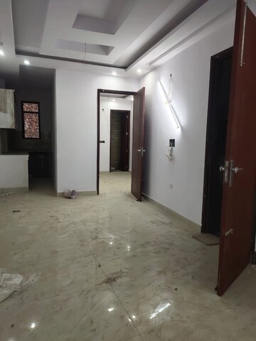 Room in 3 BHK Builder Floor at Govindpuri – for Sale