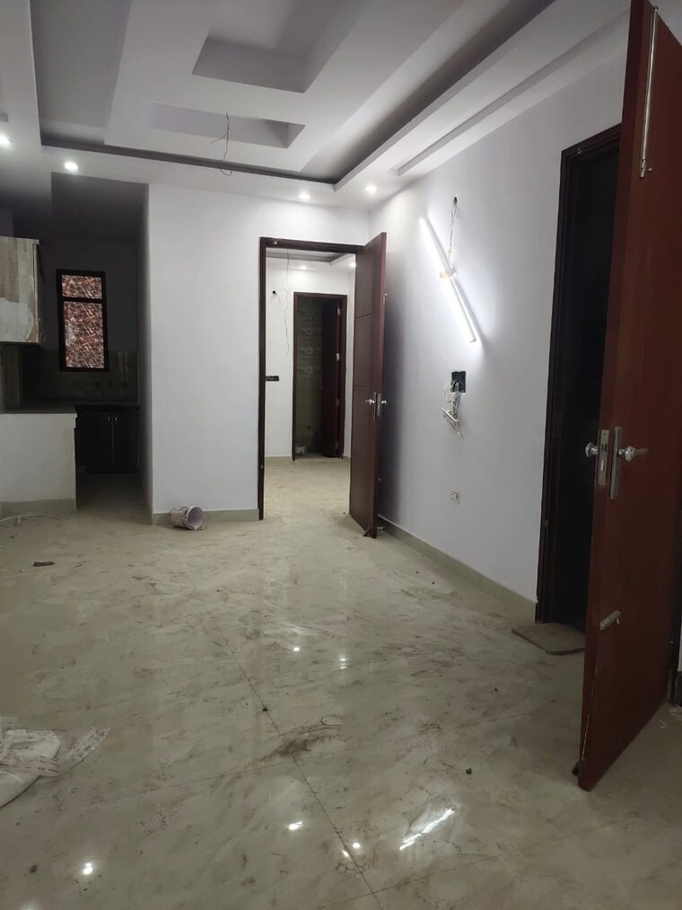 Room, govindpuri 3 Bedroom 900 Sq.Ft. Builder Floor In Govindpuri Delhi 9404520