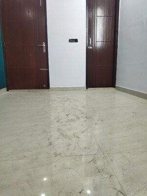 Room in 3 BHK Builder Floor at Govindpuri – for Sale