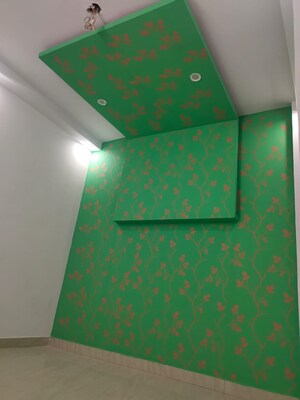 Room in 3 BHK Builder Floor at Govindpuri – for Sale